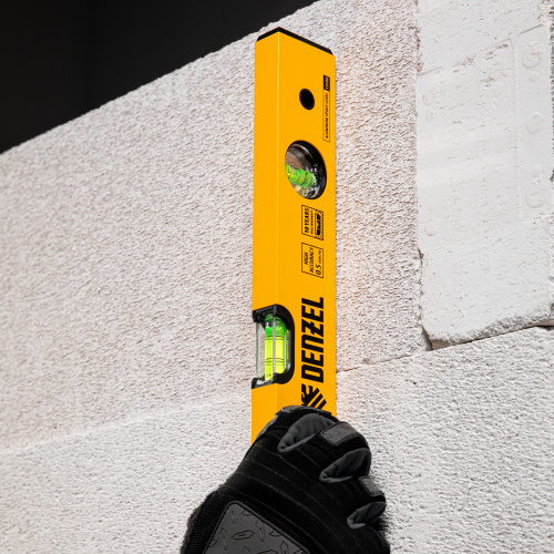 Уровень алюминиевый, 400 мм, фрезерованный, 3 глазка Denzel купить в Москве с доставкой по всей России | ProtosMarket.ru