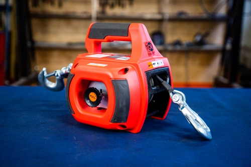 Лебедка под шуруповерт переносная TOR SQ-500 225 кг 12 м по ценам производителя в Казани с доставкой по всей России