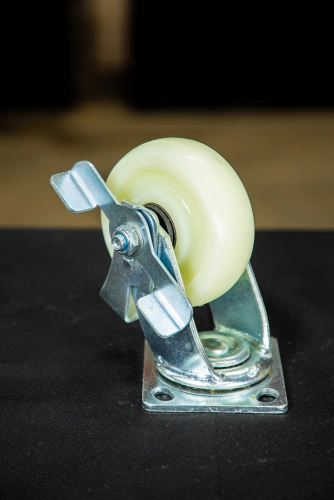 Колесо большегрузное поворотное SCdnb 42 100 мм полипропиленовое с тормозом по ценам производителя в Казани с доставкой по всей России