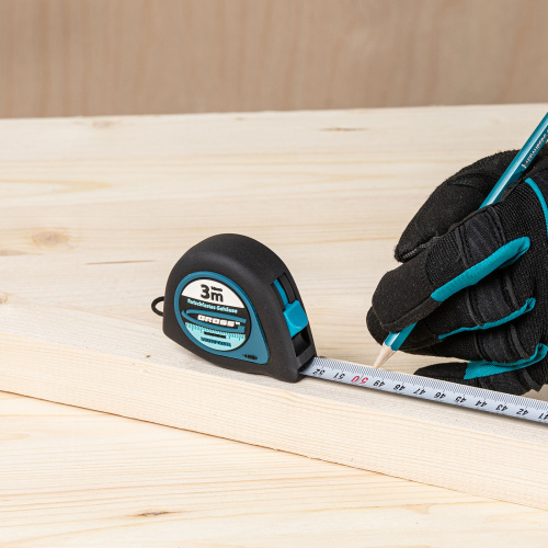 Рулетка "Ergonomisch",3 м x 16 мм,магнитный обрезиненный зацеп Gross по ценам производителя в Казани с доставкой по всей России