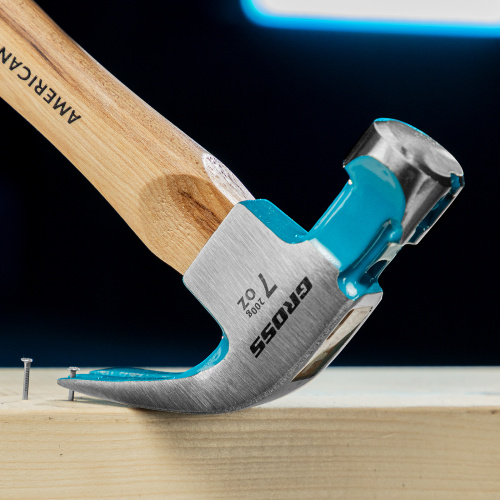 Молоток-гвоздодер, 200 г, угол 45, магнит, обрезиненная рукоятка American hickory GROSS купить в Москве с доставкой по всей России | ProtosMarket.ru