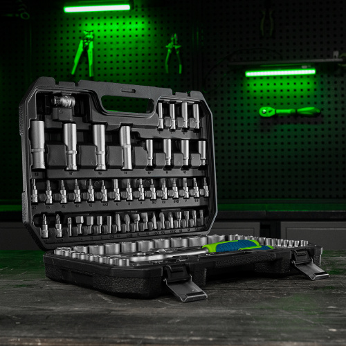 Набор инструментов, 1/2", 1/4", пластиковый кейс, 94 предмета// Сибртех по ценам производителя в Казани с доставкой по всей России