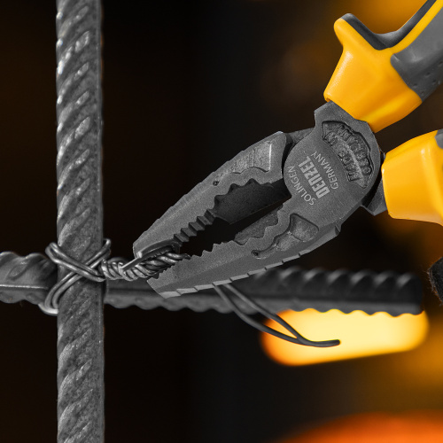 Плоскогубцы комбинированные 180 мм, трехкомпонентные рукоятки Denzel купить в Москве с доставкой по всей России | ProtosMarket.ru