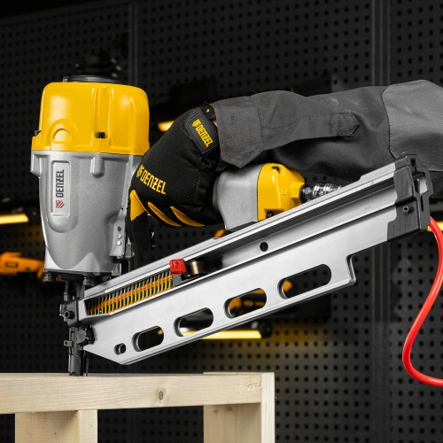 Нейлер пневматический PN2190 для гвоздей SN21 от 50 до 90 мм Denzel купить в Москве с доставкой по всей России | ProtosMarket.ru