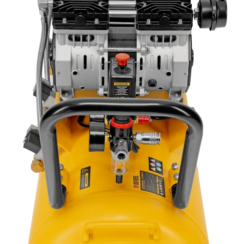 Компрессор безмасляный, малошумный DLS 1800/100,1800 Вт, 3x600, 100 л, 345 л/мин Denzel по ценам производителя в Казани с доставкой по всей России