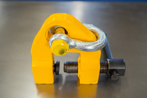 Захват струбцинный вертикальный ZSV (г/п 1,5 т, лист 0-35мм) по ценам производителя в Казани с доставкой по всей России