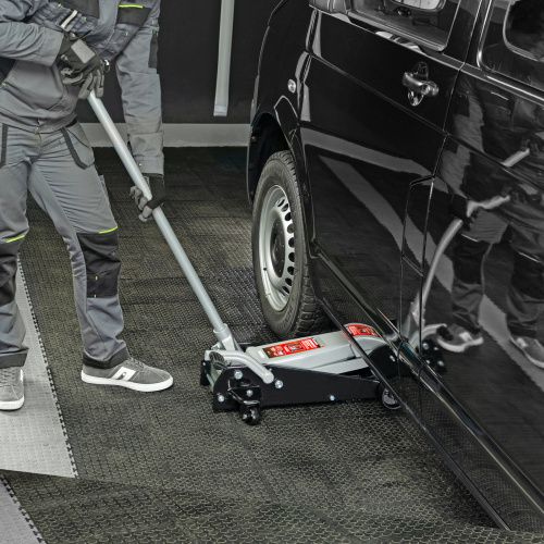 Домкрат гидравлический подкатной, 3.5 т, высота подъема 145-490 мм, с педалью Matrix купить в Москве с доставкой по всей России | ProtosMarket.ru