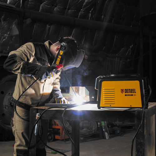 Аппарат инвертор. дуговой сварки SDM-220 Top, 220 А, ПВ 60% кейс Denzel по ценам производителя в Казани с доставкой по всей России