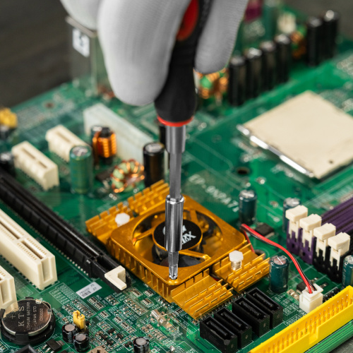 Отвертка для точных работ с насадками Fusion, 22 предмета, в пластиковом пенале Matrix купить в Москве с доставкой по всей России | ProtosMarket.ru