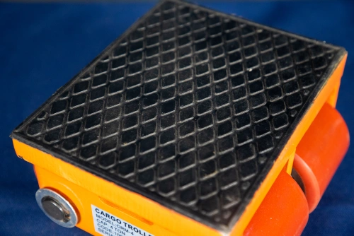 Роликовая платформа подкатная TOR CRM-4 г/п 4 т по ценам производителя в Казани с доставкой по всей России