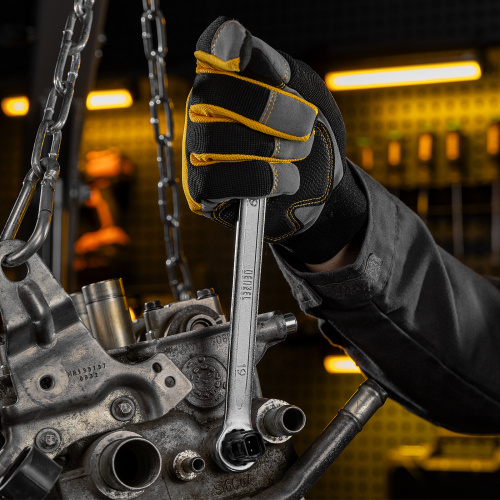 Набор инструментов, 1/2", 1/4", CrV, S2, пластиковый кейс, 82 предмета Denzel купить в Москве с доставкой по всей России | ProtosMarket.ru