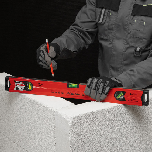 Уровень алюминиевый магнитный, 600 мм, фрезерованный, 3 глазка (1 зеркальный) усиленный Matrix по ценам производителя в Казани с доставкой по всей России