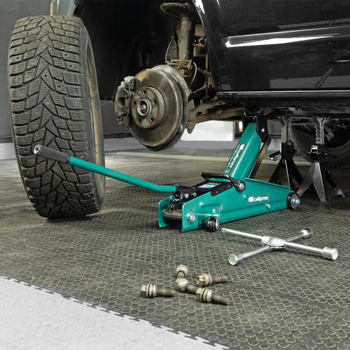 Домкрат гидравлический подкатной, 3 т, 135-400 мм Сибртех по ценам производителя в Казани с доставкой по всей России