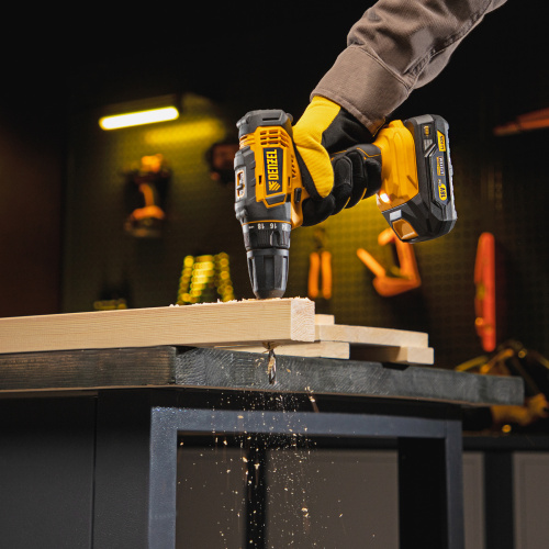 Дрель-шуруповерт аккумуляторная CDL-18-0, Li-Ion, 18 В Denzel купить в Москве с доставкой по всей России | ProtosMarket.ru