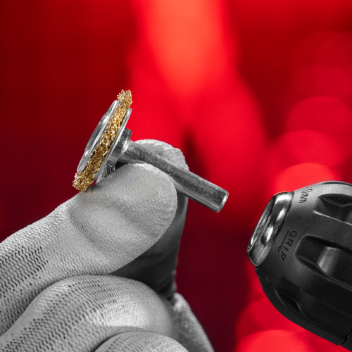 Щетка для дрели, 30 мм, плоская со шпилькой, латунированная витая проволока Matrix по ценам производителя в Казани с доставкой по всей России