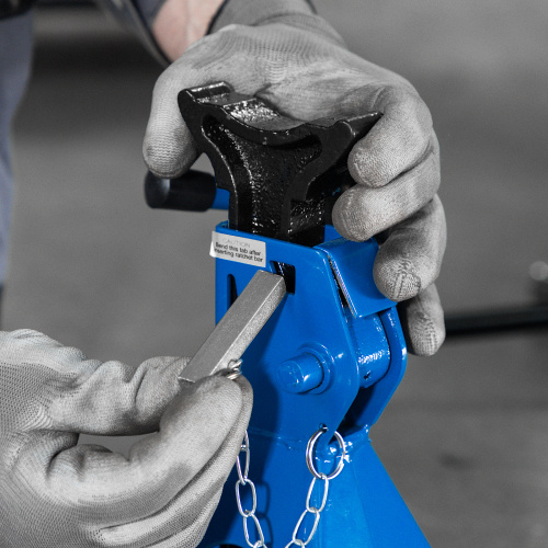 Подставки под автомобиль регулируемые, 2 т, H подъема 280-420 мм, 2 шт, Stels по ценам производителя в Казани с доставкой по всей России