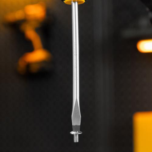 Отвертка, SL8x150 мм, S2, 3к рукоятка Denzel по ценам производителя в Казани с доставкой по всей России