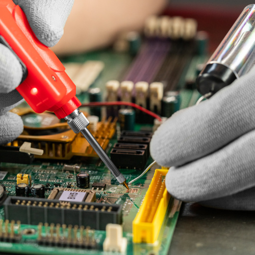 Паяльник беспроводной 4.5 В, 8 Вт, 350°С, припой 10 г, работа от элементов питания 3хАА Matrix купить в Москве с доставкой по всей России | ProtosMarket.ru