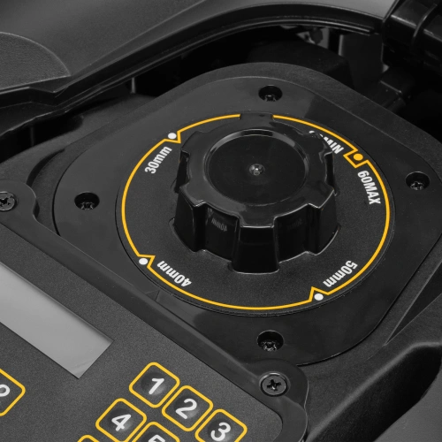 Робот-газонокосилка Grass Master 1000  1000м², 3Ач, 28V, LCD дисплей, Wi-Fi Denzel по ценам производителя в Казани с доставкой по всей России