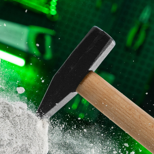 Молоток слесарный 800 г, квадратный боек, деревянная рукоятка Сибртех купить в Москве с доставкой по всей России | ProtosMarket.ru