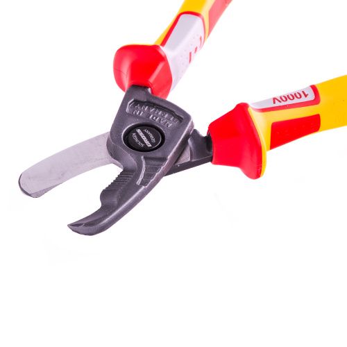 Кабелерез, диэлектрические рукоятки до 1000 В, трехкомпонентные рукоятки, 210 мм Gross купить в Москве с доставкой по всей России | ProtosMarket.ru