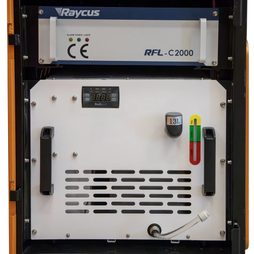 Аппарат для ручной лазерной сварки, резки и очистки FOXWELD LASER 2000-3-МТ по ценам производителя в Казани с доставкой по всей России