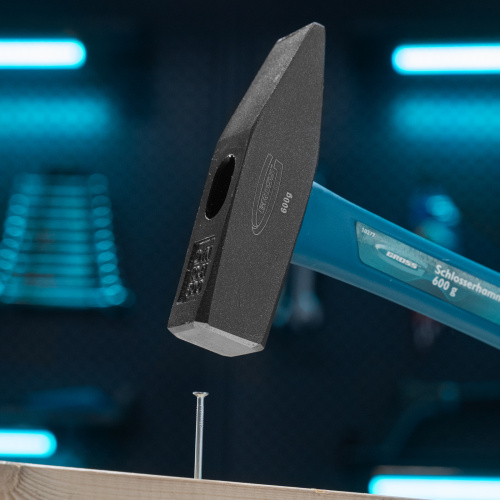 Молоток слесарный, 600 г, квадратный боек, фибергласовая обрезиненная рукоятка Gross купить в Москве с доставкой по всей России | ProtosMarket.ru