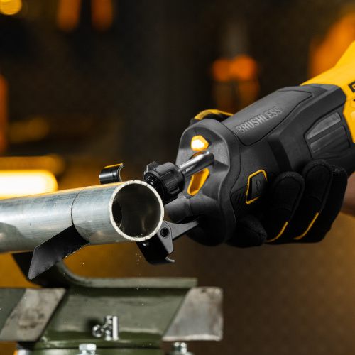 Пила сабельная аккумуляторная бесщет. RS-250, Li-Ion, 20 В Denzel по ценам производителя в Казани с доставкой по всей России