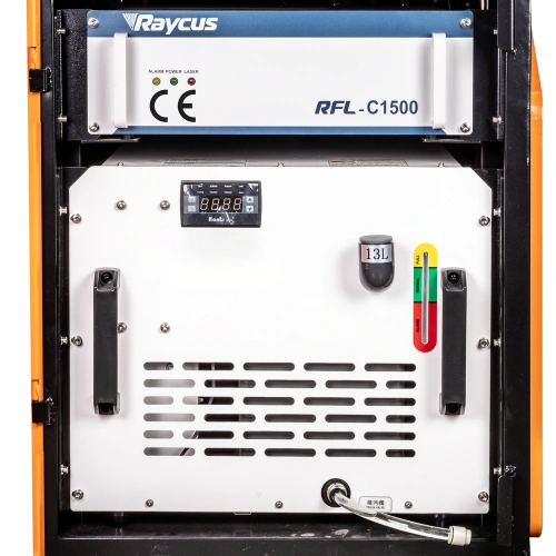 Аппарат для ручной лазерной сварки, резки и очистки FOXWELD LASER 1500-3-МТ по ценам производителя в Казани с доставкой по всей России