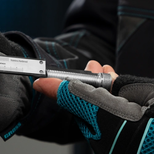 Штангенциркуль, 150 мм, 0.02 мм, нержавеющая сталь, с глубиномером Gross по ценам производителя в Казани с доставкой по всей России