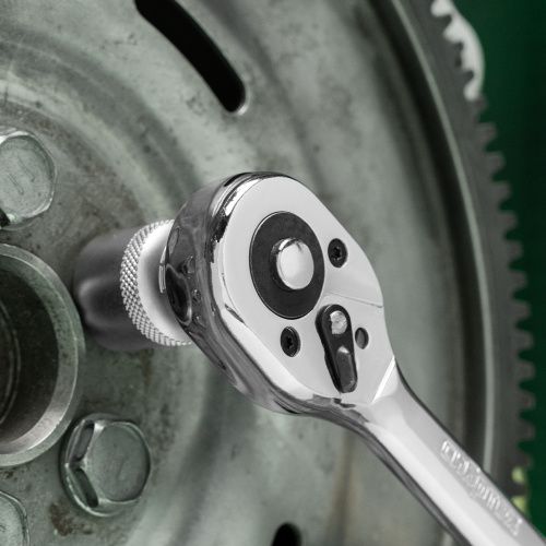 Ключ-трещотка 3/8", 45 зубьев, цельнометаллический, с быстрым сбросом, CrV, хром Сибртех купить в Москве с доставкой по всей России | ProtosMarket.ru