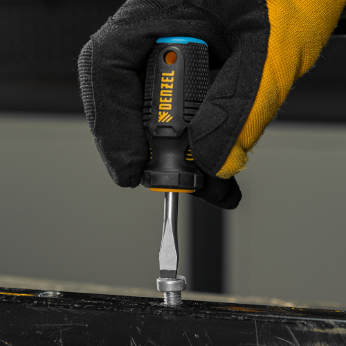 Отвертка SL6x38 мм, CrV, трехкомпонентная рукоятка Denzel по ценам производителя в Казани с доставкой по всей России