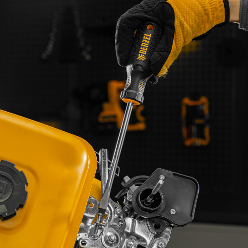 Отвертка SL8x150 мм, CrV, трехкомпонентная рукоятка Denzel по ценам производителя в Казани с доставкой по всей России