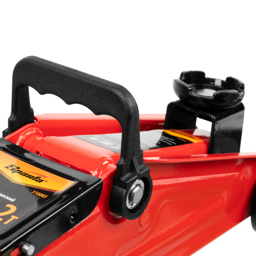 Домкрат гидравлический подкатной, 2 т, h подъема 125-300 мм, в пластиковом кейсе Sparta купить в Москве с доставкой по всей России | ProtosMarket.ru