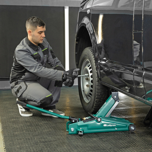 Домкрат гидравлический подкатной, 3 т, 135-400 мм Сибртех по ценам производителя в Казани с доставкой по всей России