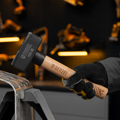 Кувалда, 1500 г, кованая головка, буковая рукоятка Denzel купить в Москве с доставкой по всей России | ProtosMarket.ru