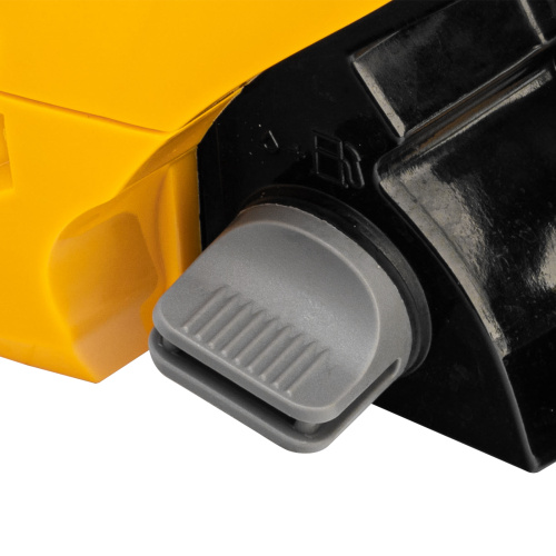 Пила цепная бензиновая DGS-4516, шина 40 см, 45 см3, 3 л.с, шаг 3/8, паз 1.3 мм, 57 звеньев Denzel купить в Москве с доставкой по всей России | ProtosMarket.ru