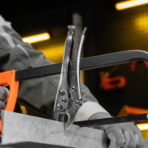 Зажим ручной, 180 мм, полукруглый захват Sparta купить в Москве с доставкой по всей России | ProtosMarket.ru