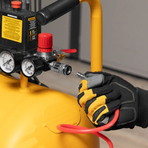 Компрессор воздушный BCI2300/100, ременный привод, 2.3 кВт, 100 литров, 400 л/мин Denzel по ценам производителя в Казани с доставкой по всей России