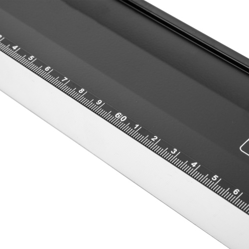 Уровень алюминиевый, усиленный, фрезерованный, 3 глазка, двухкомпонентные рукоятки, 1500 мм Matrix купить в Москве с доставкой по всей России | ProtosMarket.ru