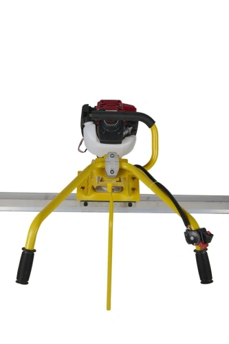 Виброрейка для бетона бензиноваяс лезвием 2м TOR XH25E по ценам производителя в Казани с доставкой по всей России