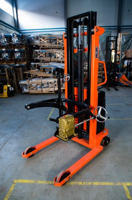 Штабелер-бочкокантователь гидравлический 0,35 т 2,5 м TOR CDT с электроподъемом по ценам производителя в Казани с доставкой по всей России