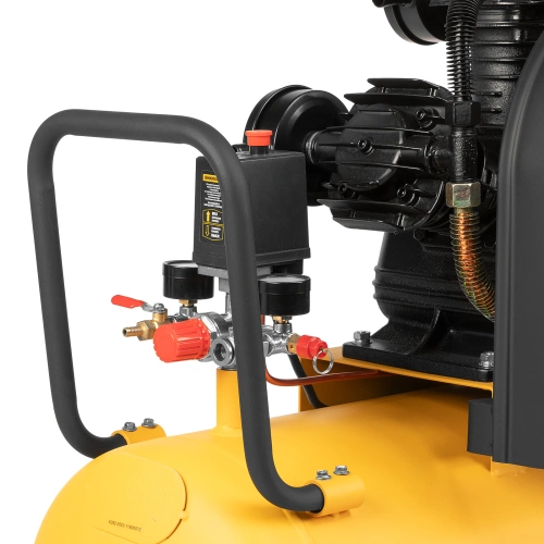 Компрессор воздушный BCW3000-T/100, ременный привод, 3.0 кВт, 100 литров, 520 л/мин Denzel по ценам производителя в Казани с доставкой по всей России