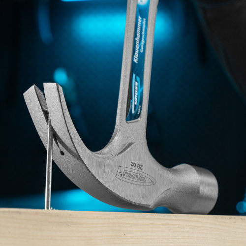 Молоток-гвоздодер, 570 г, цельнокованый, трехкомпонентная рукоятка Gross купить в Москве с доставкой по всей России | ProtosMarket.ru