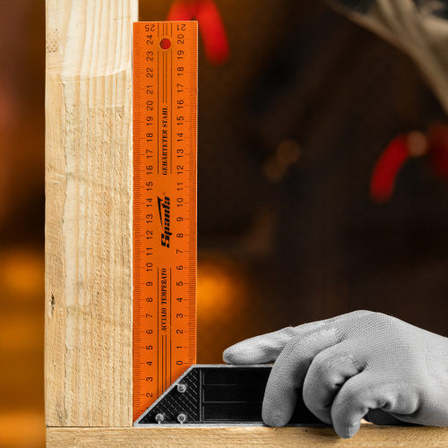 Угольник, 250 мм, металлический Sparta по ценам производителя в Казани с доставкой по всей России