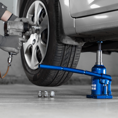 Домкрат гидравлический бутылочный телескопический, 4 т, H подъема 170-420 мм Stels купить в Москве с доставкой по всей России | ProtosMarket.ru