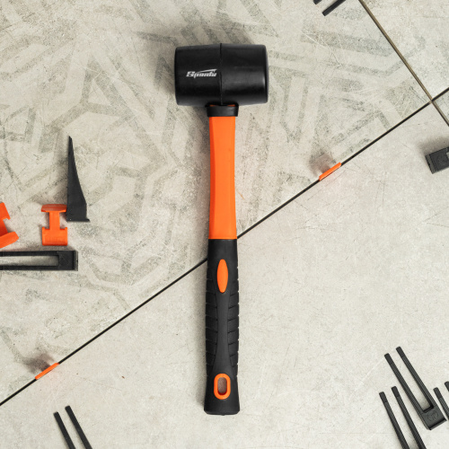 Киянка резиновая, 225 г, черная резина, фибергласовая рукоятка Sparta купить в Москве с доставкой по всей России | ProtosMarket.ru