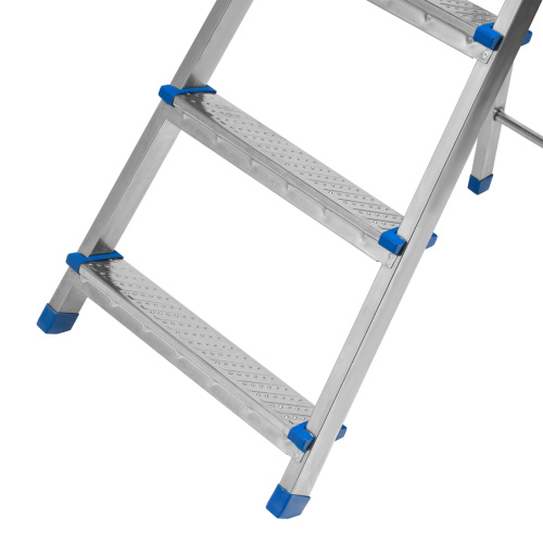 Стремянка, 8 ступеней, стальная, оцинкованная Сибртех по ценам производителя в Казани с доставкой по всей России