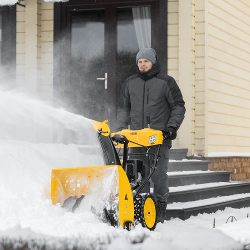Бензиновая снегоуборочная машина SBM 610S PRO, 212 cc, электростартер, фара, обогрев Denzel купить в Москве с доставкой по всей России | ProtosMarket.ru