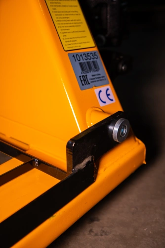 Тележка гидравлическая с решеткой 2500 кг 1150 мм полиуретановые колеса XILIN BFR купить в Москве с доставкой по всей России | ProtosMarket.ru